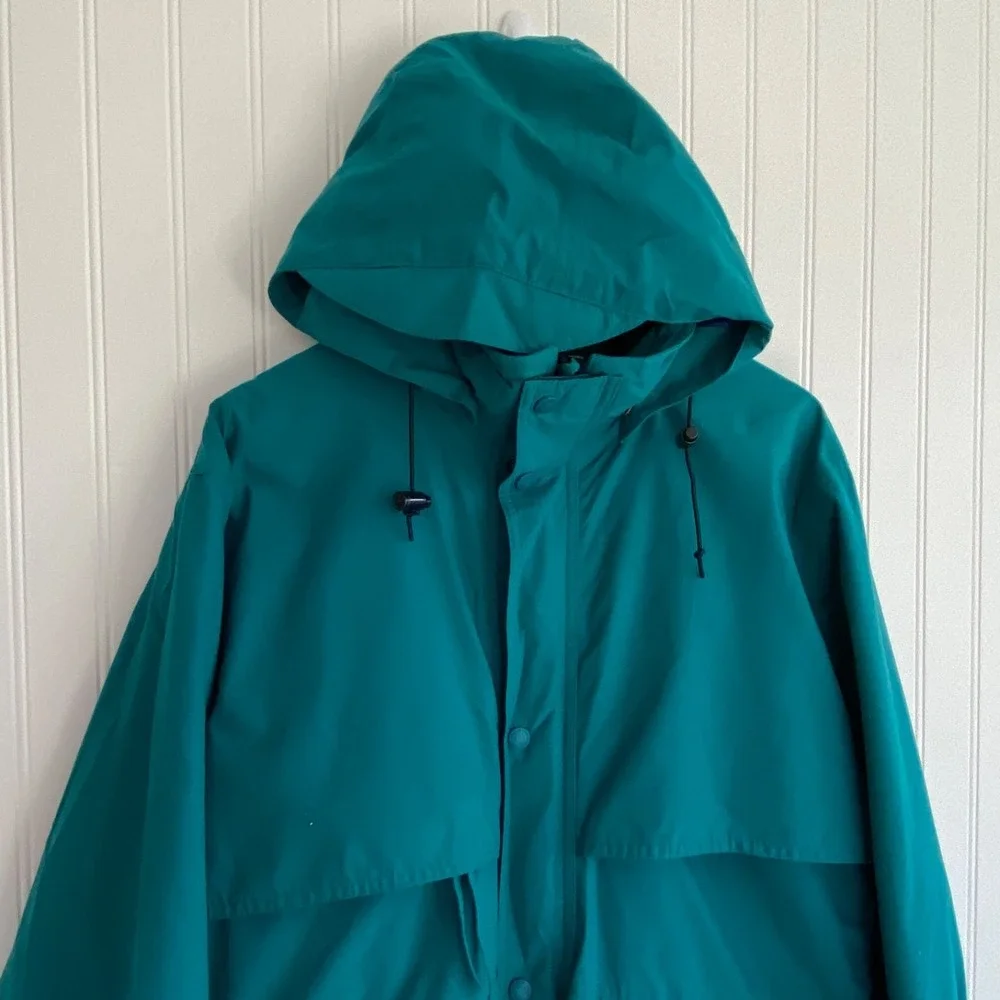 VTG Eddie Bauer Mens Lightweight Chore Jacket Size S Hooded Windbreaker Gore Tex